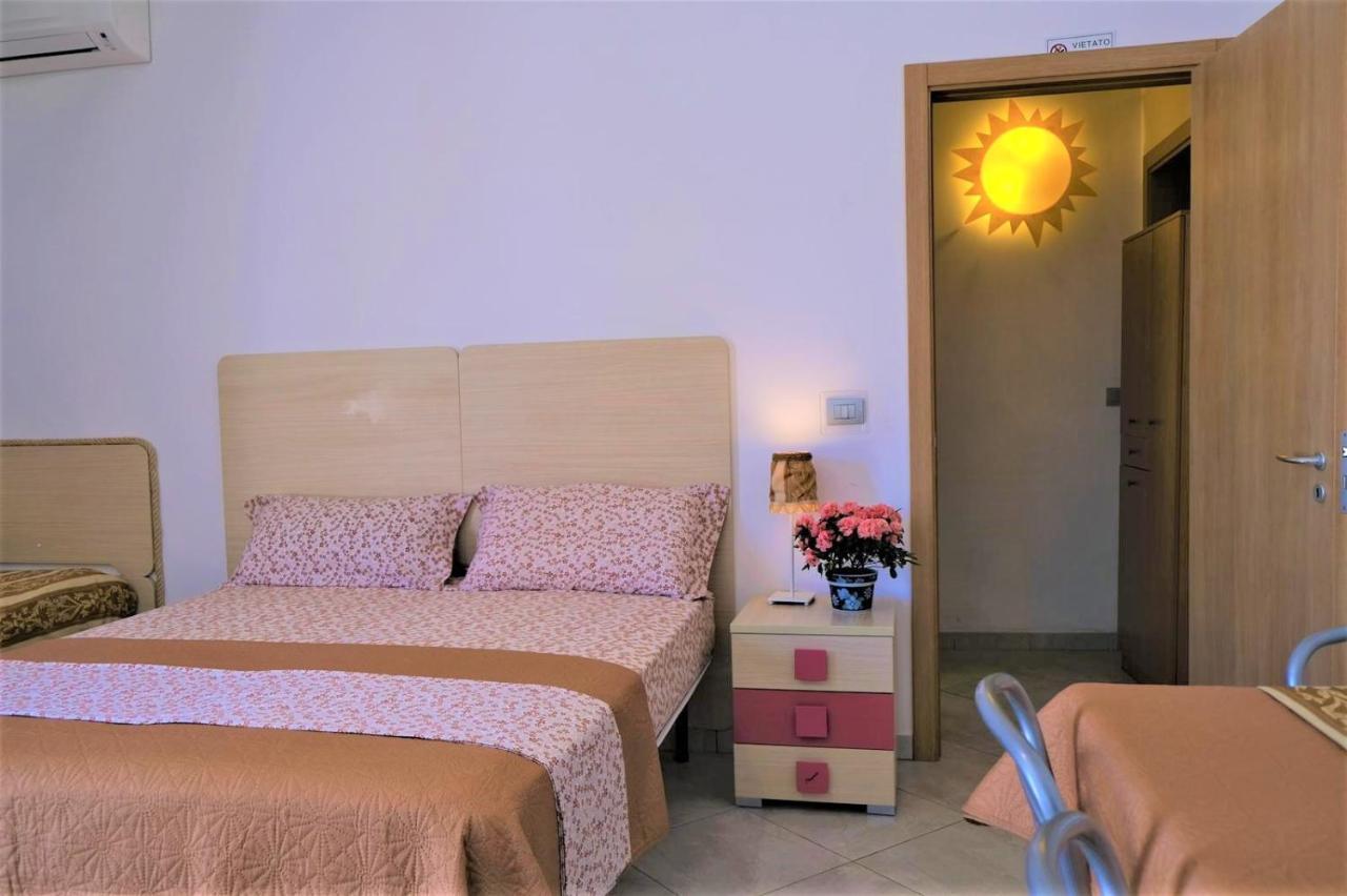Da Casa Tiziana Hotel Порто Чезарео Екстериор снимка